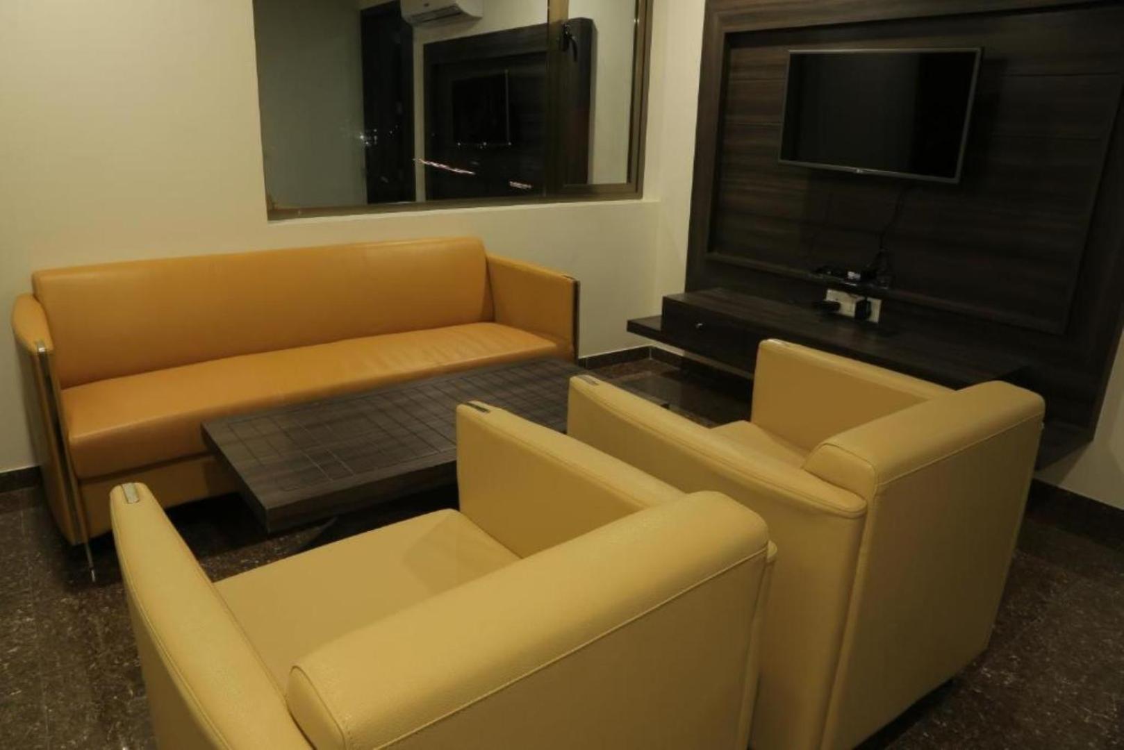 Hotel Roma Kristo Дварка Екстер'єр фото